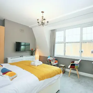 brick-lane-guest-house.cambridgehotelsuk.com/